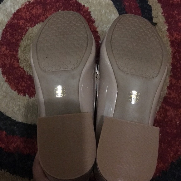 Chinese Laundry “Z-Magic” Nude loafers - Picture 6 of 6